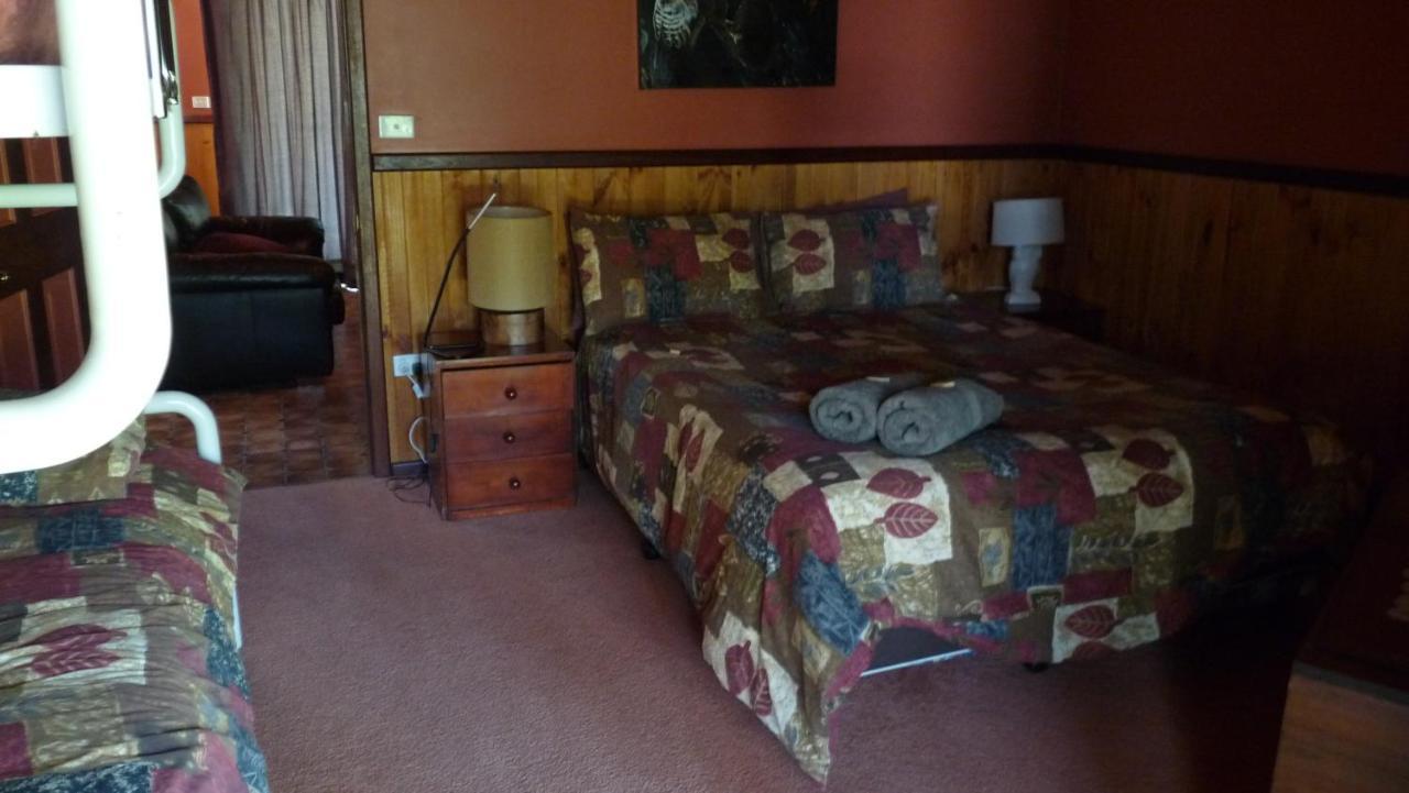 Wrenwood Chalets Augusta Buitenkant foto